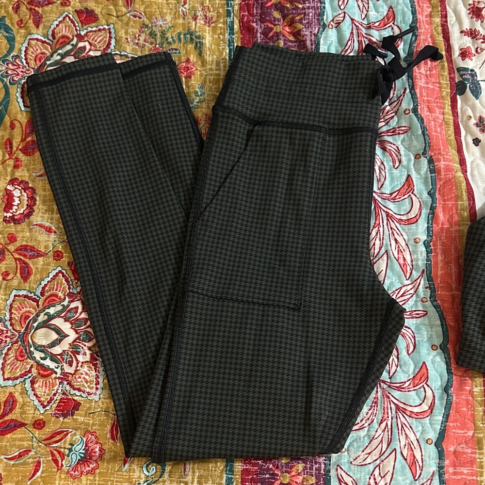 aerie Houndstooth Leggings with Side Pocket